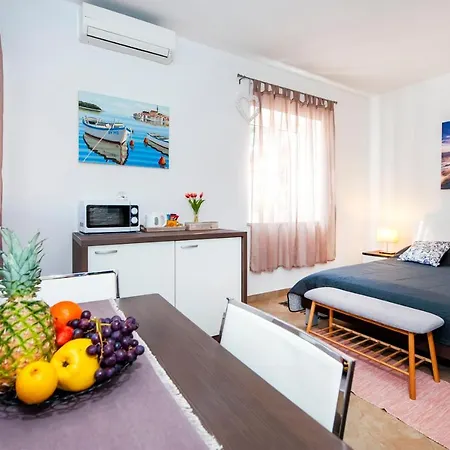 F&R Apartments Rovinj Exterior photo