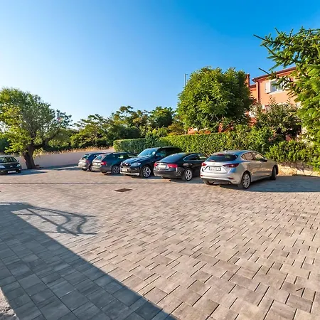 F&R Apartments Rovinj Exterior photo