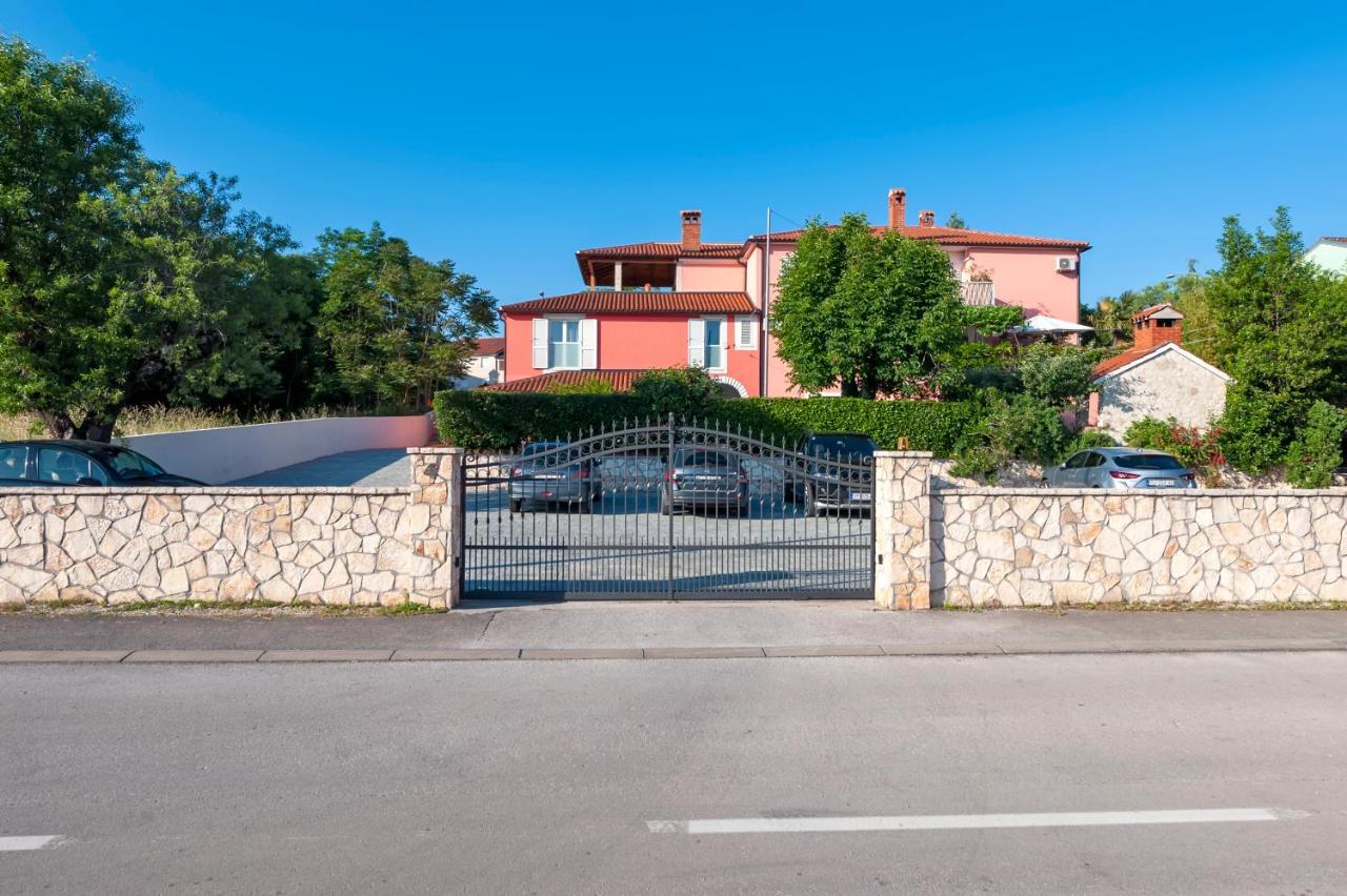 F&r Apartman